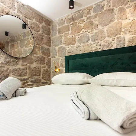Maki Stone House - Parking On Request ! Daire Split