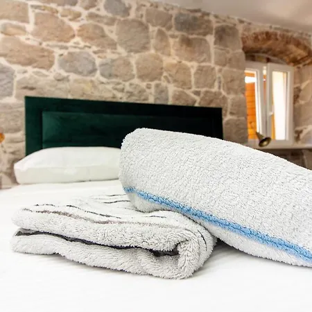 Maki Stone House - Parking On Request ! * Спліт