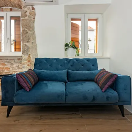 Maki Stone House - Parking On Request ! Спліт